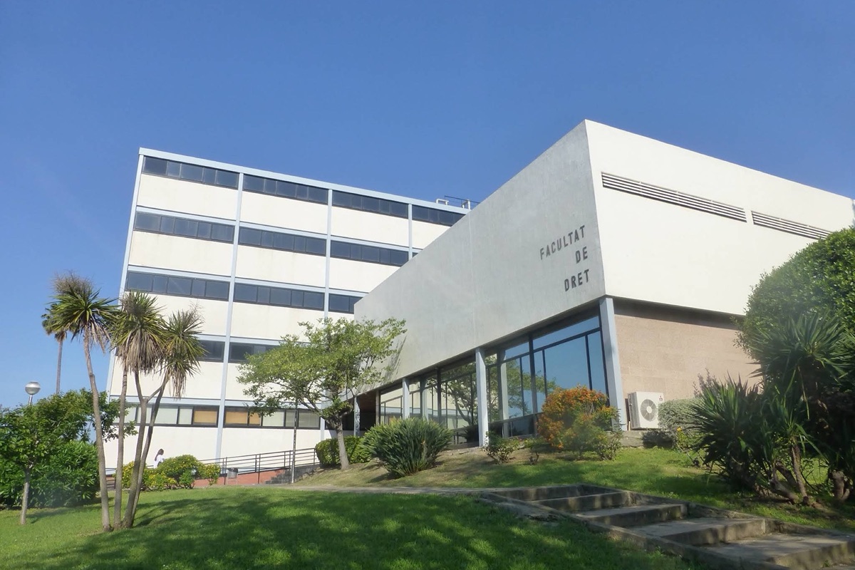 Faculty of Law, UB — Faculty of Law, University of Barcelona