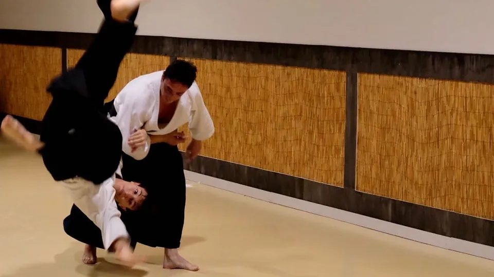 腰投 (koshi-nage) performed by @jl.zafragarcia during his 2nd Dan grade 