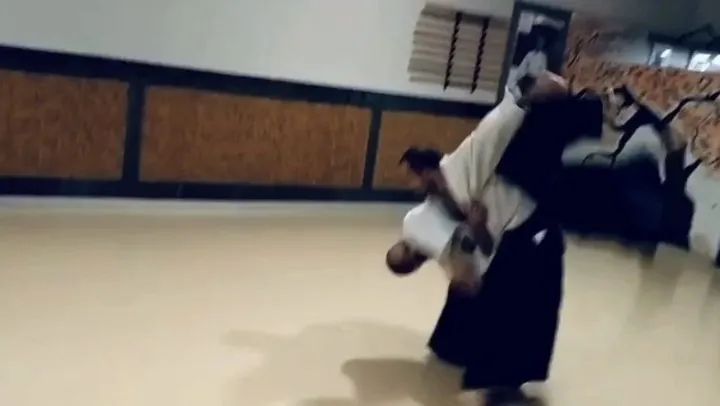 Taron Hamkhiyan has no mercy! 💥 Having fun after regular training. 😁 稽