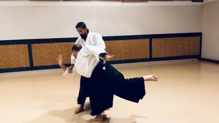 An straightforward explanation given by Pablo Martín Sensei on how to 
