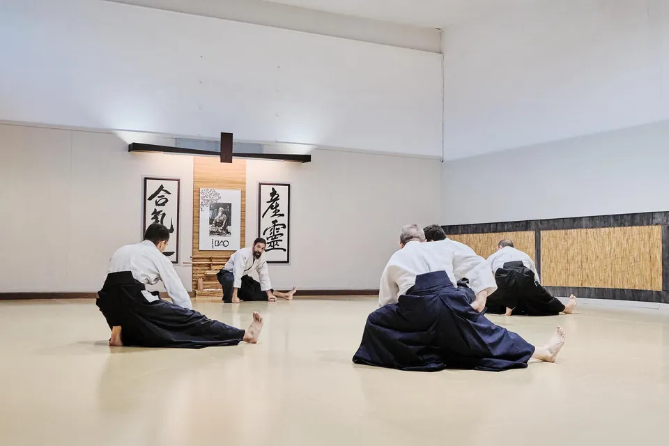 Warm-up exercises or Jumbi Undō (準備運動) or Jumbi Taisō (準備体操)!゚ 📸 @vi