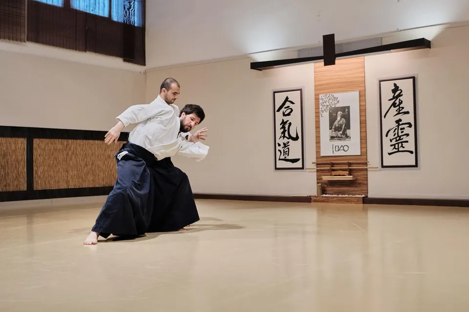 Tai no henka (体の変化) aka Tai no henka (體ノ變化) aka Tai no henkō (体の変更) ak