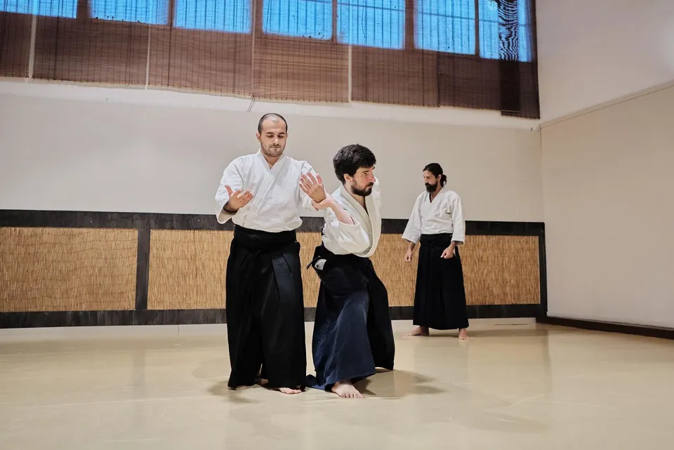 Tai no henka (体の変化) aka Tai no henka (體ノ變化) aka Tai no henkō (体の変更) ak
