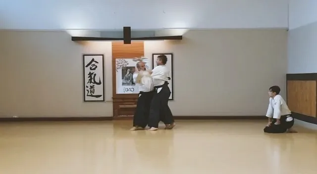 Xavi Serra Sensei showing Shōmen-uchi Kokyū-nage (正面打ち 呼吸投げ) with Andr
