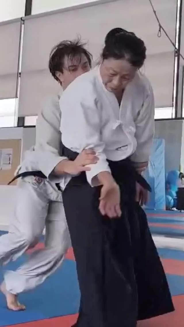 リ リリリ